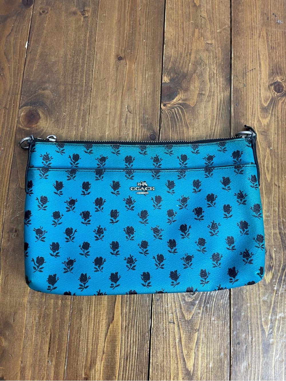 Coach badlands floral purse No strap and damaged